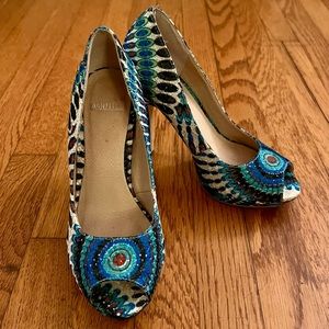 Manfield designer shoes - peacock print, great condition 💙